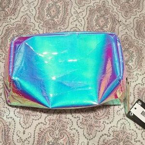 NWT irradessent makeup case h and m